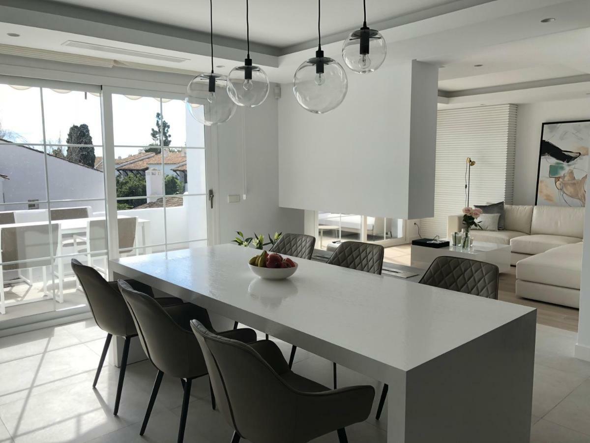 Modern Apartment Puente Romano Marbella Exterior foto
