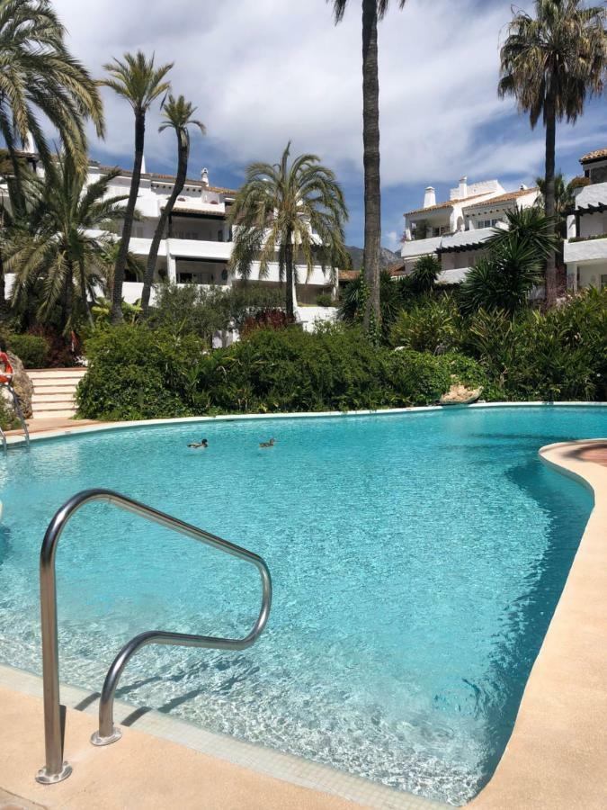 Modern Apartment Puente Romano Marbella Exterior foto